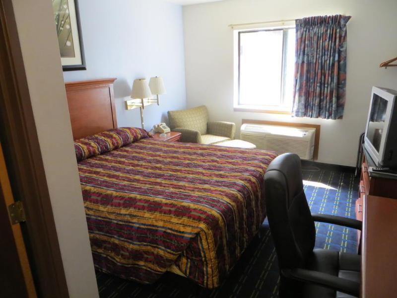 Knights Inn Memphis At Macon Cove エクステリア 写真